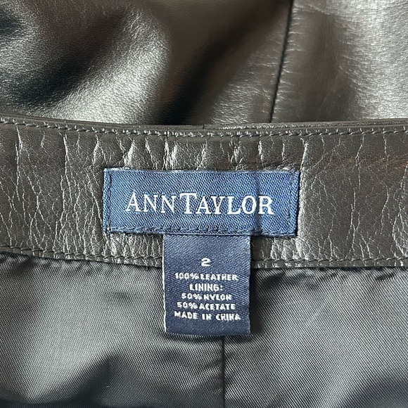 Ann Taylor Classic Black 100% Leather Skirt - Picture 2 of 4